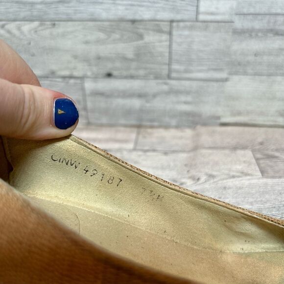 Stuart Weitzman tan embossed wedges with tortoise shell accent buckle size 7.5 - Picture 7 of 16